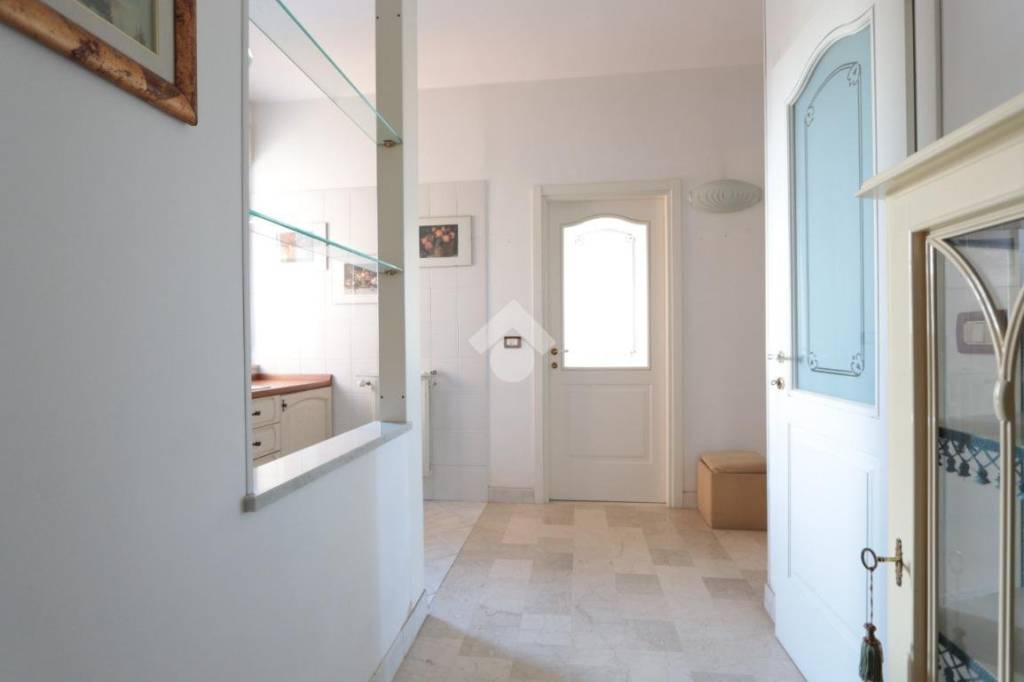 appartamento in vendita ad Alessandria in zona Cabanette