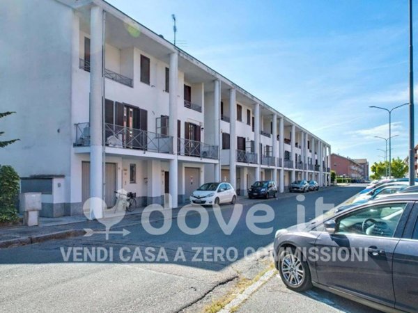 appartamento in vendita ad Alessandria in zona Cabanette
