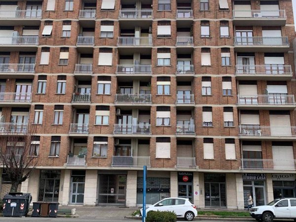 appartamento in vendita ad Alessandria in zona zona Pista