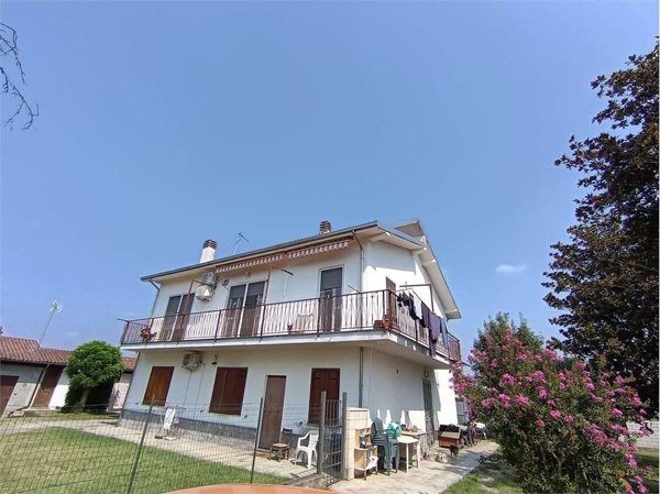 casa indipendente in vendita ad Alessandria
