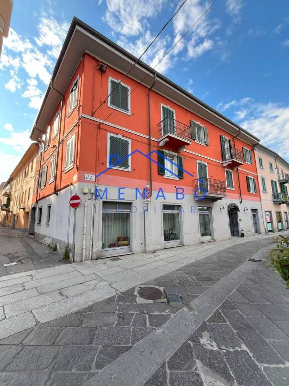 appartamento in vendita ad Alessandria in zona Borgo Rovereto