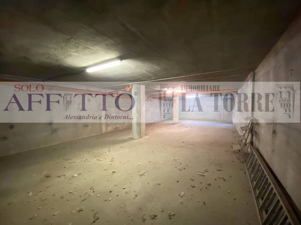 locale di sgombero in vendita ad Alessandria in zona Centro Città