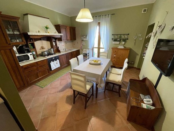 casa indipendente in vendita ad Alessandria in zona Borgo Cittadella