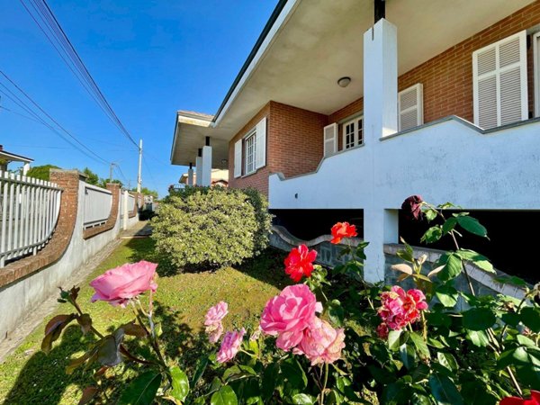 casa indipendente in vendita ad Alessandria