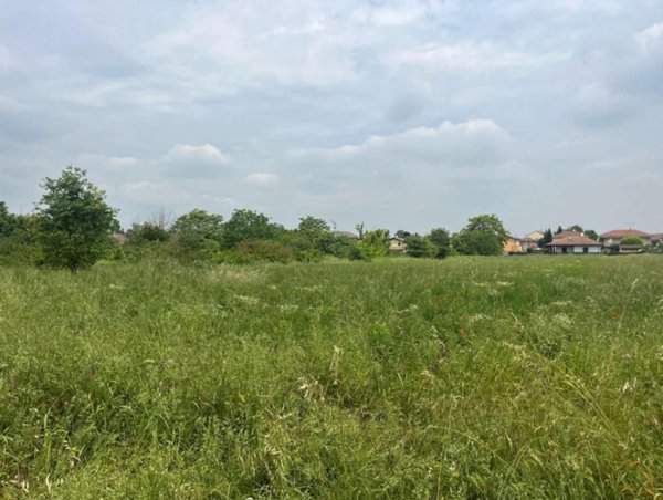 terreno edificabile in vendita ad Alessandria in zona Spinetta Marengo