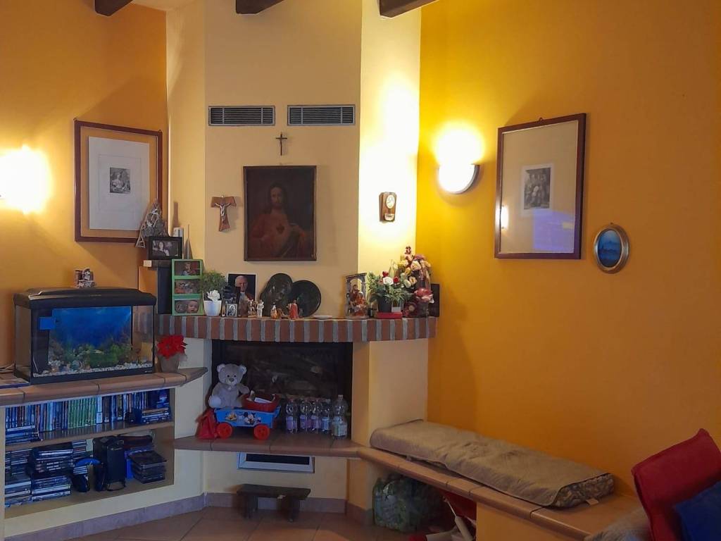 casa indipendente in vendita ad Alessandria in zona Centro Città