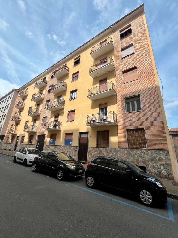 appartamento in vendita ad Alessandria in zona Borgo Rovereto