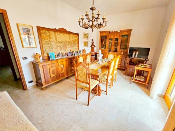 casa semindipendente in vendita ad Alessandria in zona Centro Città