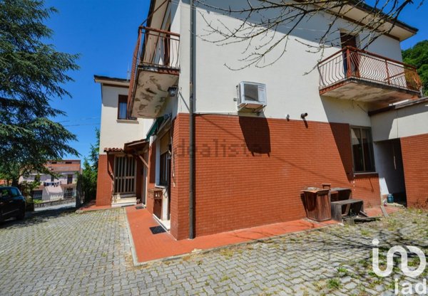 casa indipendente in vendita ad Alessandria in zona Centro Città