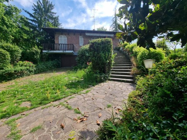 casa indipendente in vendita ad Alessandria in zona Valmadonna