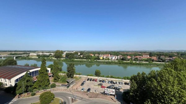 appartamento in vendita ad Alessandria in zona Centro Città