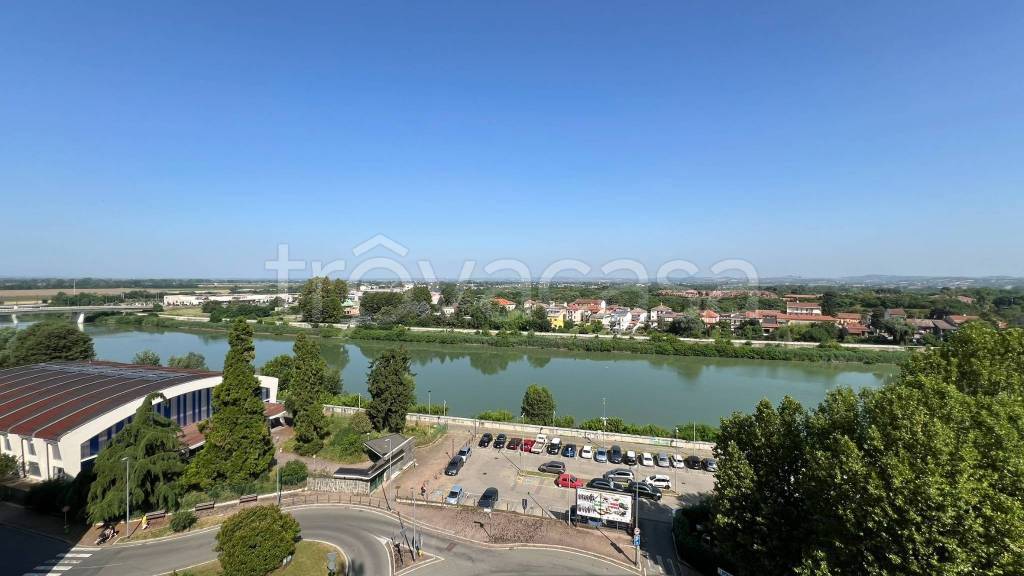 appartamento in vendita ad Alessandria in zona Centro Città