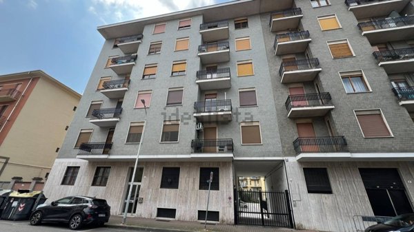appartamento in vendita ad Alessandria in zona Borgo Rovereto