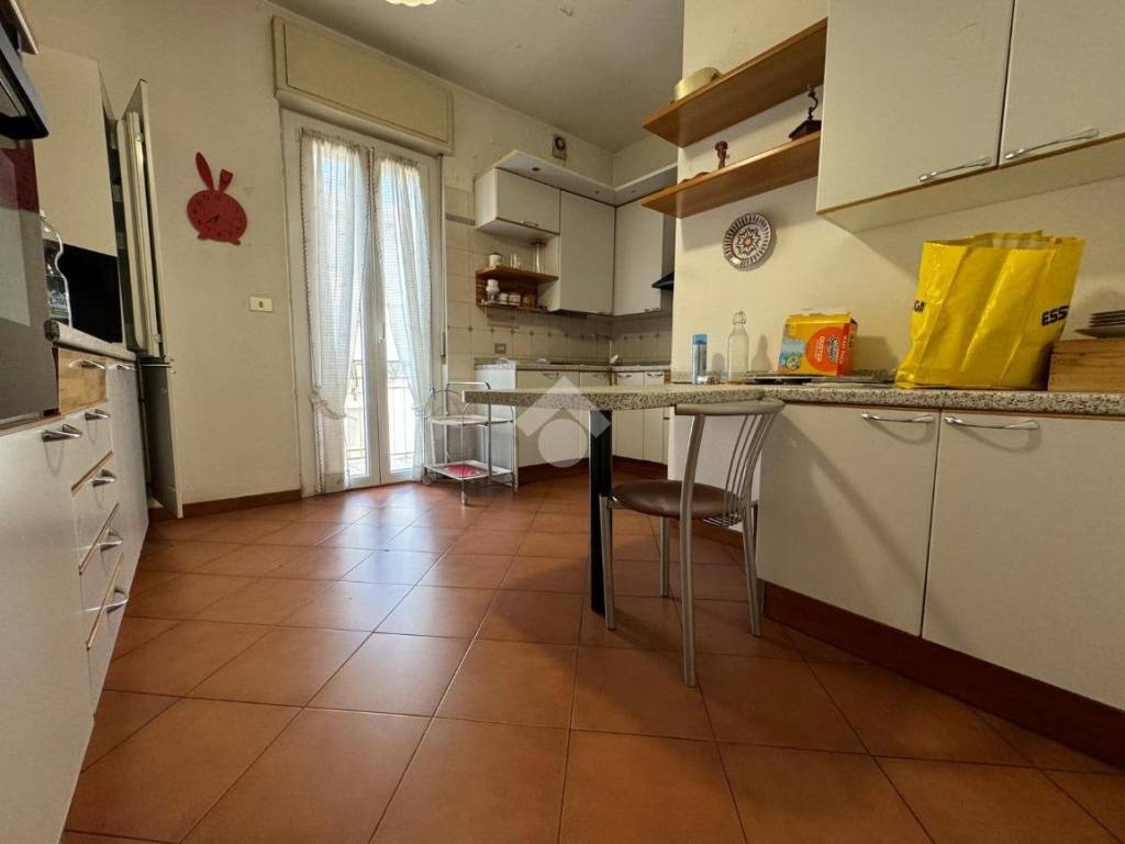 appartamento in vendita ad Alessandria in zona Borgo Rovereto