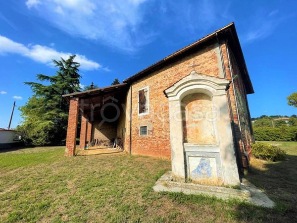 casa indipendente in vendita ad Alessandria in zona Valmadonna