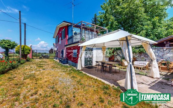 casa indipendente in vendita ad Alessandria in zona San Giuliano Nuovo