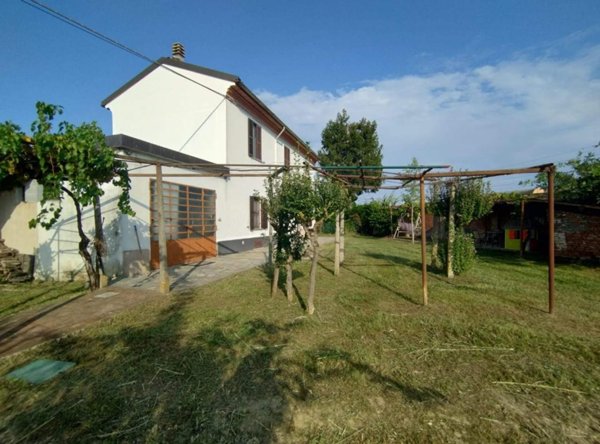 casa indipendente in vendita ad Alessandria