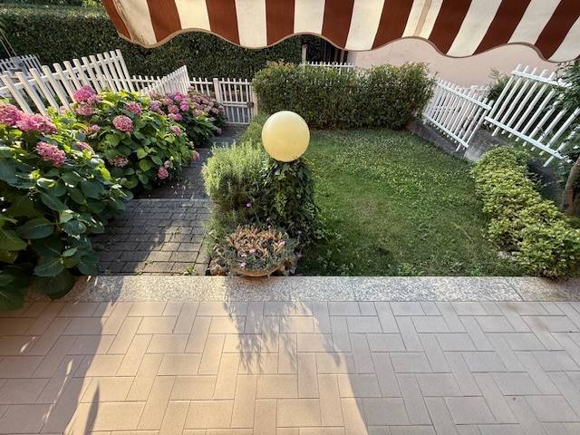 casa indipendente in vendita ad Alessandria in zona Orti