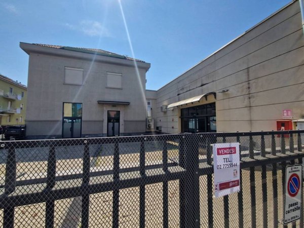 locale commerciale in vendita ad Alessandria in zona Centro Città