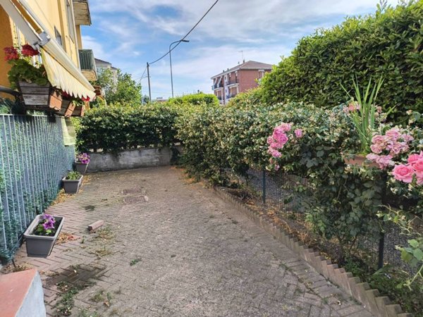 appartamento in vendita ad Alessandria in zona Spinetta Marengo