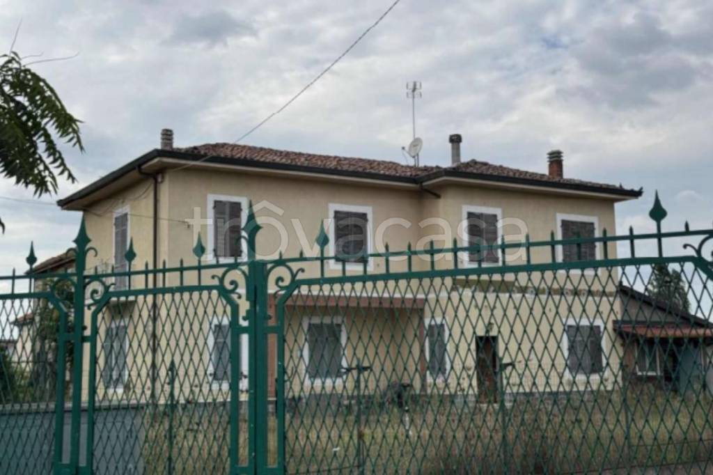 appartamento in vendita ad Alessandria in zona Litta Parodi