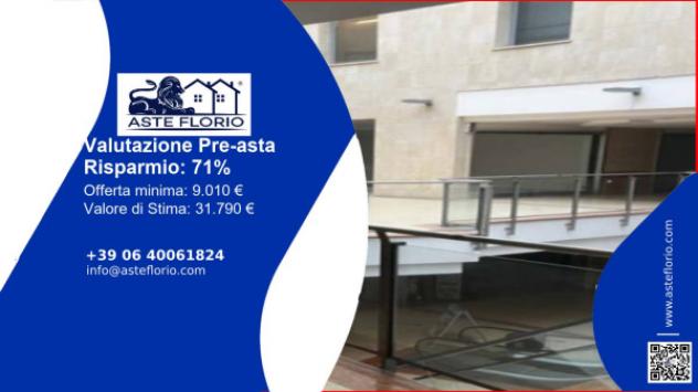 negozio in vendita ad Alessandria