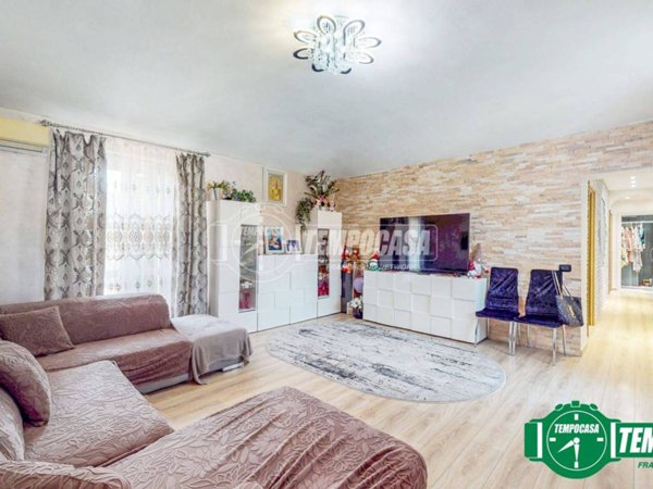 appartamento in vendita ad Alessandria in zona Casalbagliano