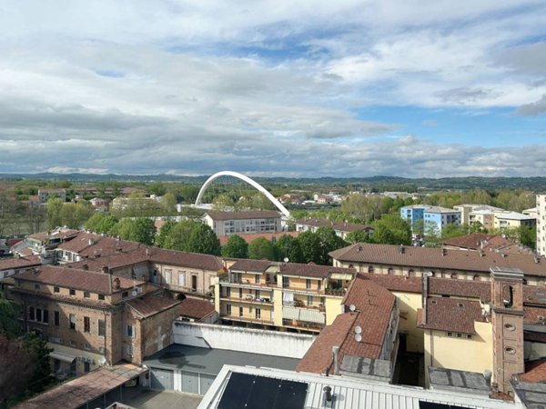 appartamento in vendita ad Alessandria in zona Borgo Rovereto