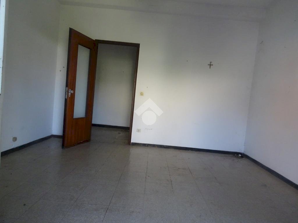 appartamento in vendita ad Alessandria in zona Valle San Bartolomeo