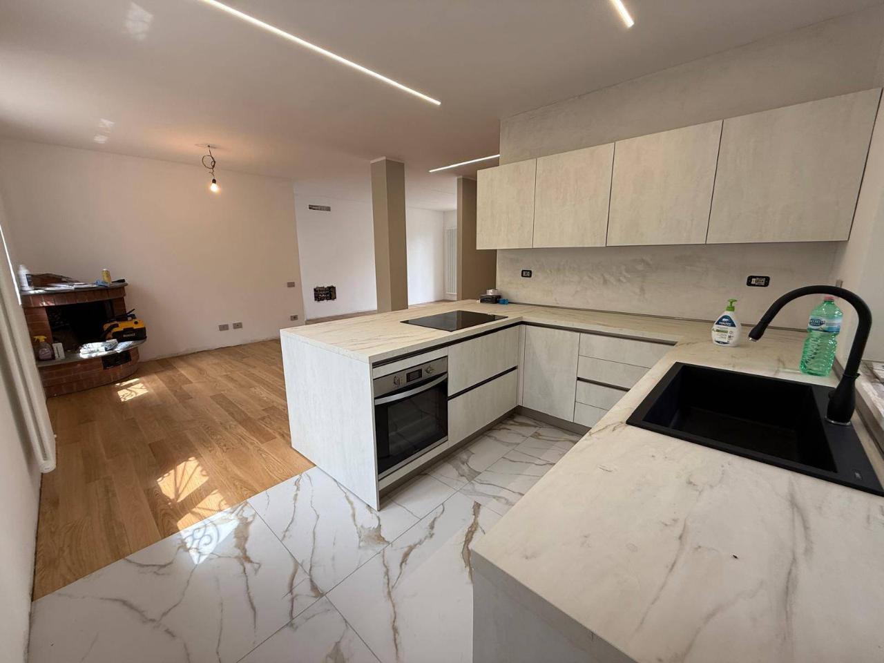 casa indipendente in vendita ad Alessandria in zona Valmadonna