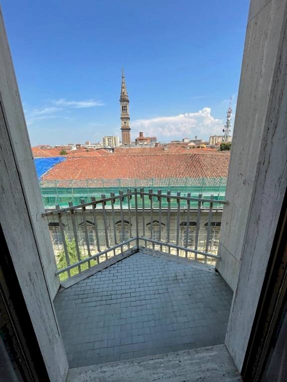 appartamento in vendita ad Alessandria in zona Centro Città