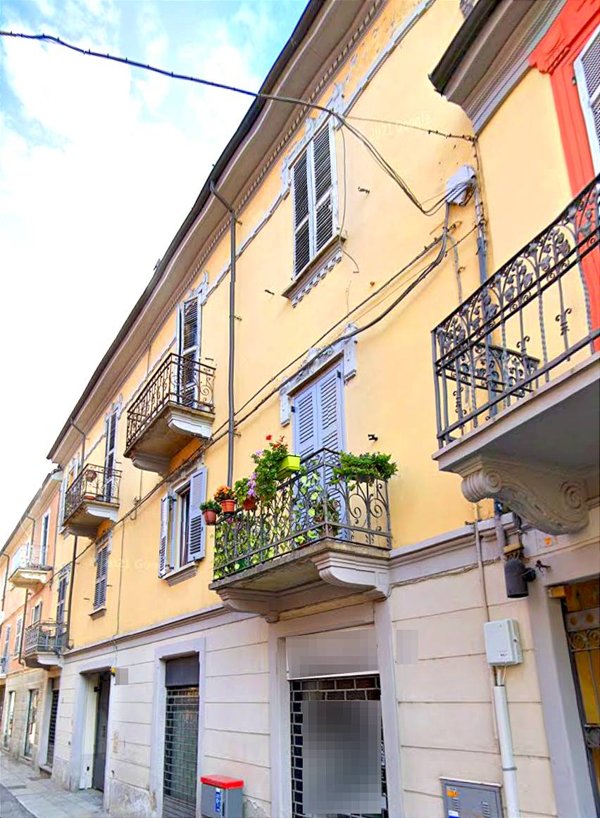 appartamento in vendita ad Alessandria in zona Borgo Rovereto