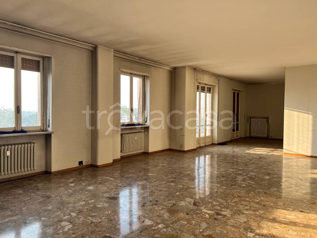 appartamento in vendita ad Alessandria in zona Piazza Garibaldi