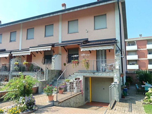 casa indipendente in vendita ad Alessandria in zona Il Cristo