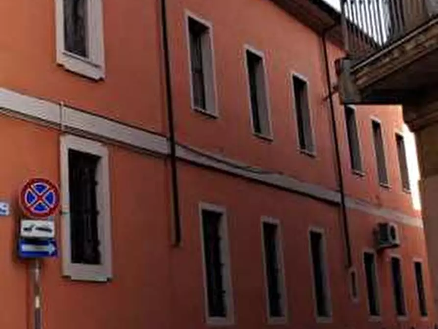 negozio in vendita ad Alessandria