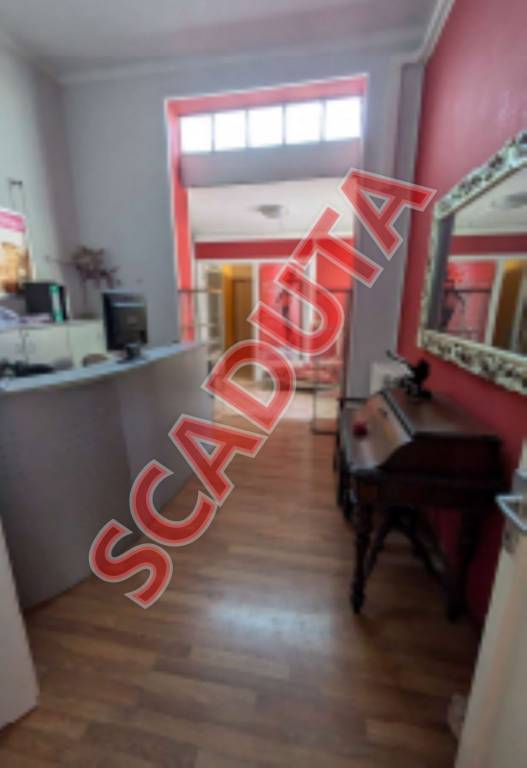 negozio in vendita ad Alessandria