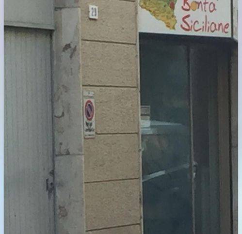 negozio in vendita ad Alessandria