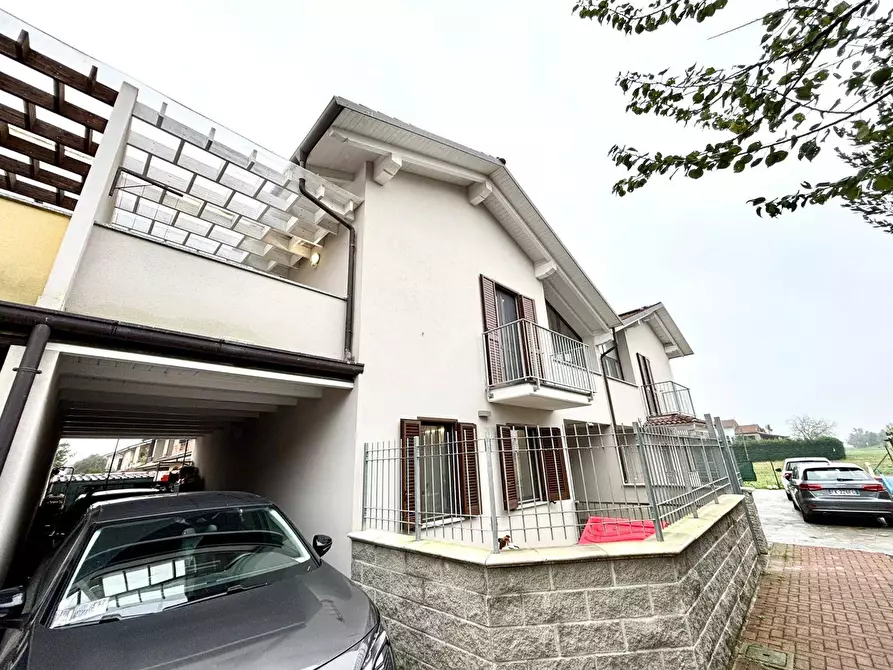 casa indipendente in vendita ad Alessandria in zona Castelceriolo