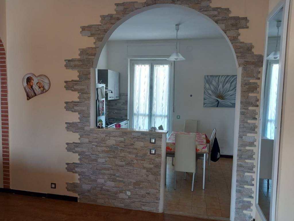 appartamento in vendita ad Alessandria in zona Valle San Bartolomeo
