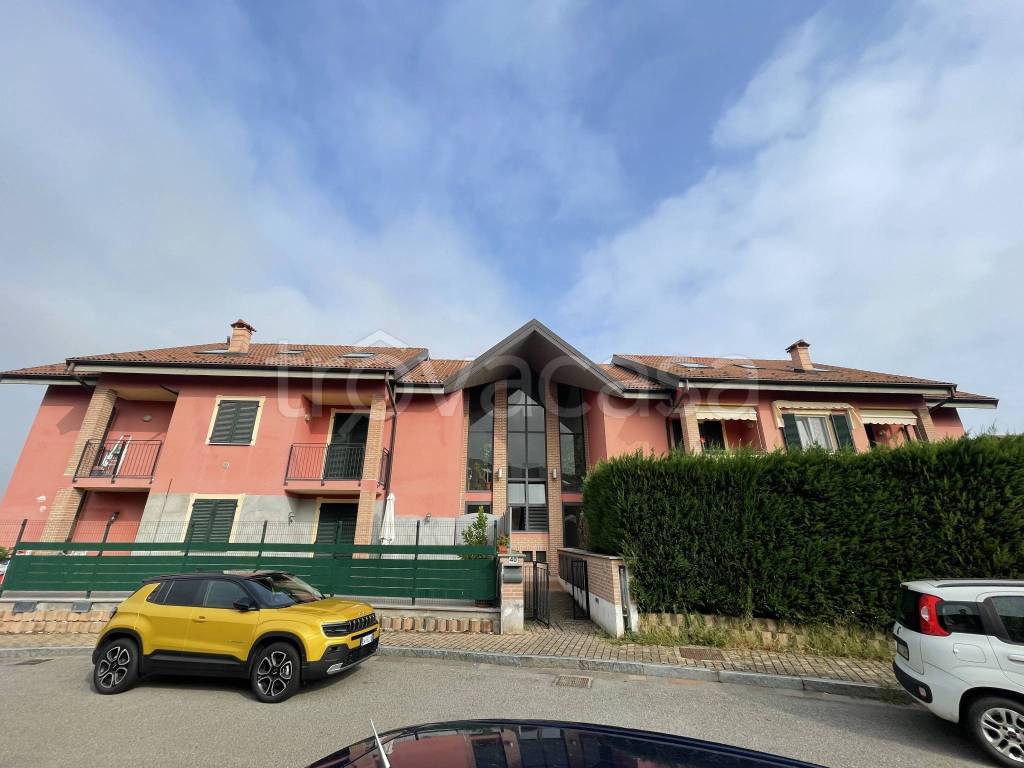 appartamento in vendita ad Alessandria in zona Spinetta Marengo