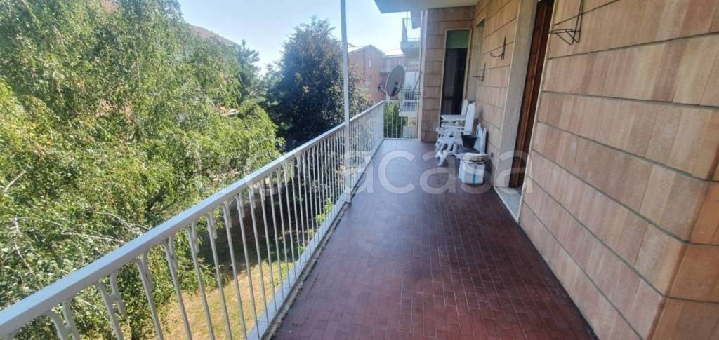 appartamento in vendita ad Alessandria in zona Villaggio Europa