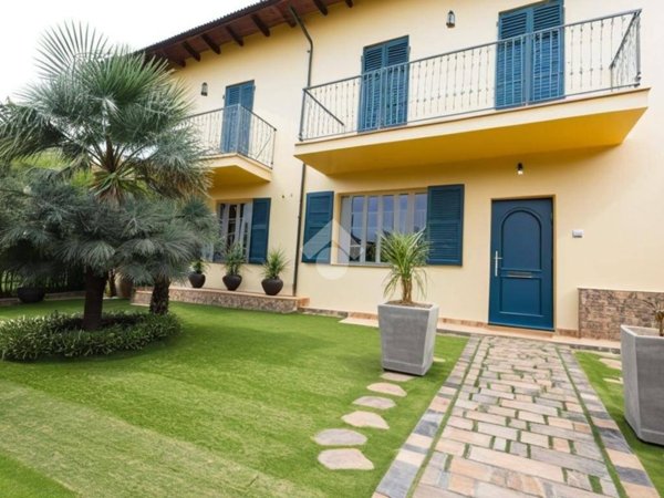 casa indipendente in vendita ad Alessandria in zona Il Cristo