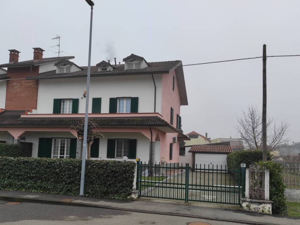 appartamento in vendita ad Alessandria in zona Spinetta Marengo