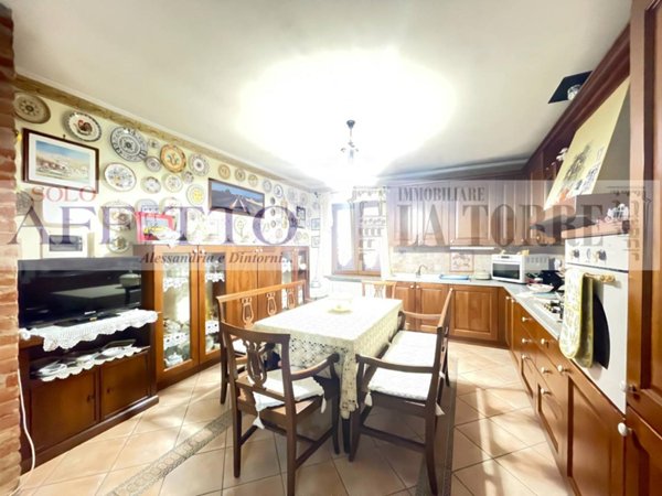 casa indipendente in vendita ad Alessandria in zona Piazza Garibaldi