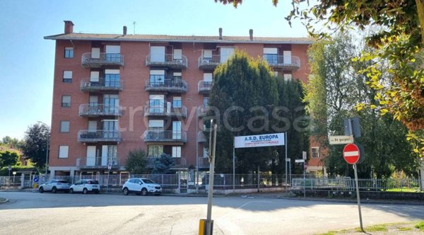 appartamento in vendita ad Alessandria in zona Villaggio Europa
