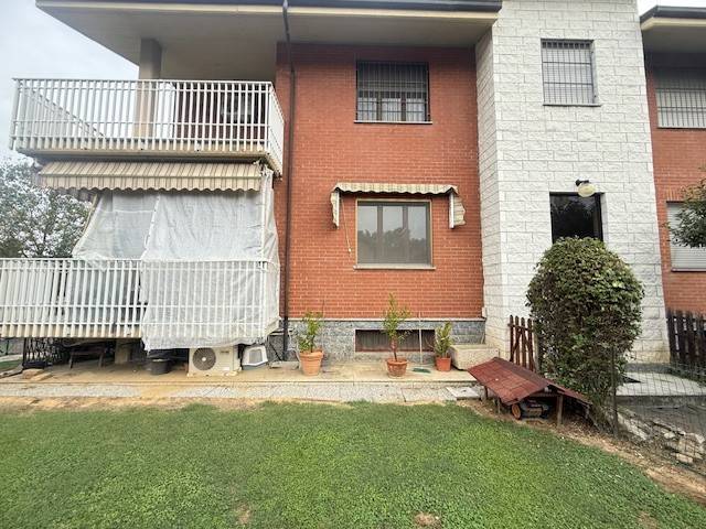 appartamento in vendita ad Alessandria in zona Valmadonna