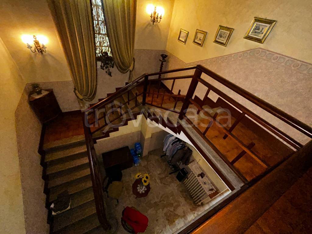 casa indipendente in vendita ad Alessandria in zona Cascinagrossa