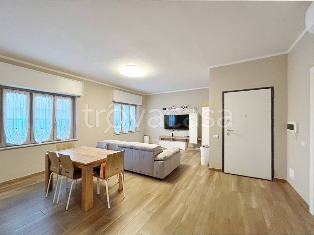 appartamento in vendita ad Alessandria in zona zona Pista