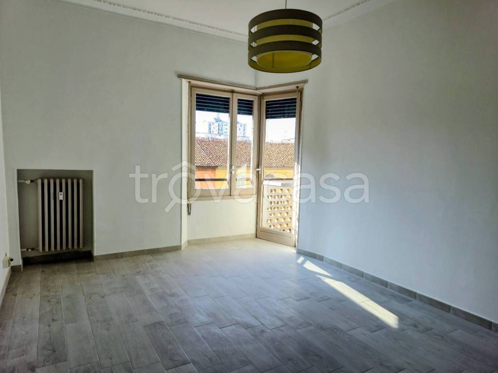 appartamento in vendita ad Alessandria in zona Borgo Rovereto