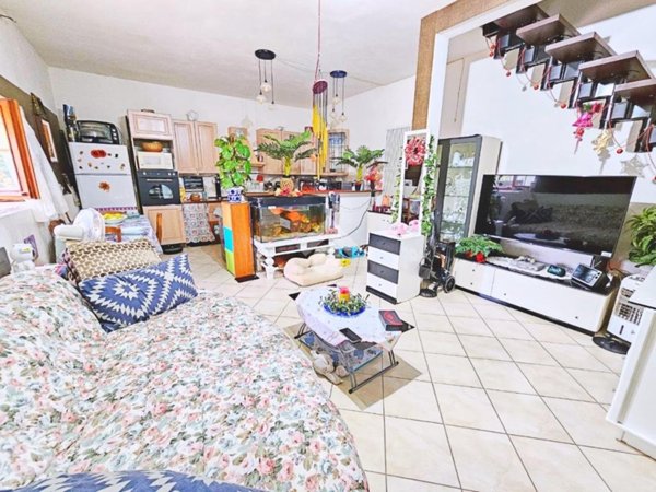 casa indipendente in vendita ad Alessandria in zona San Giuliano Vecchio